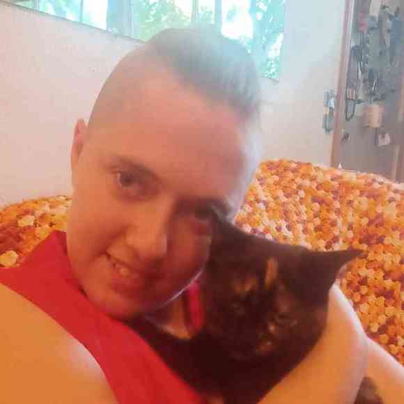 Meet your Posher, Ari - Picture 1 of 1